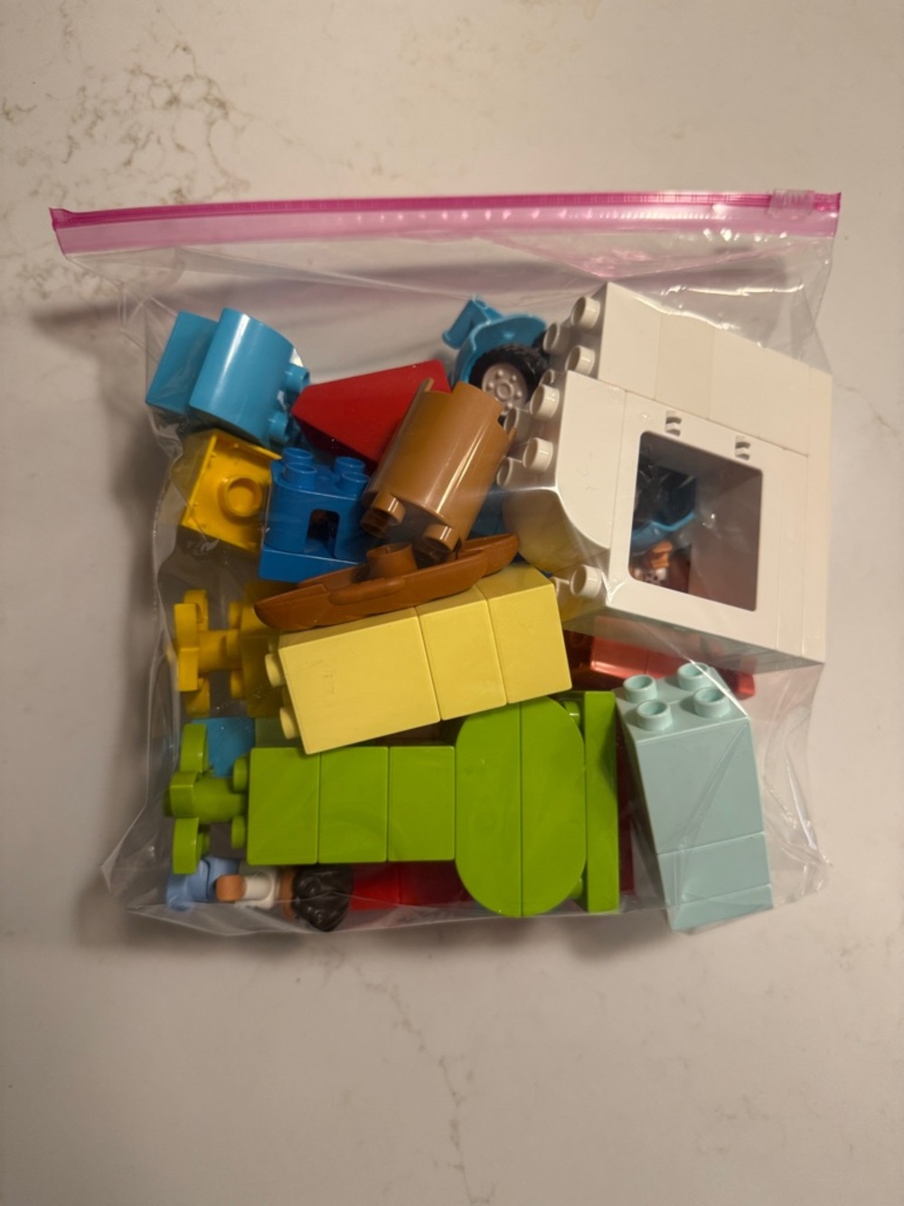 LEGO Duplo 10913 Brick Box - Picture 5 of 7